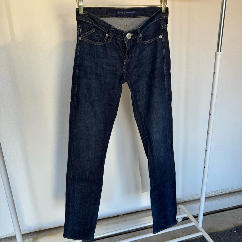 Women’s rock and republic size 4/27